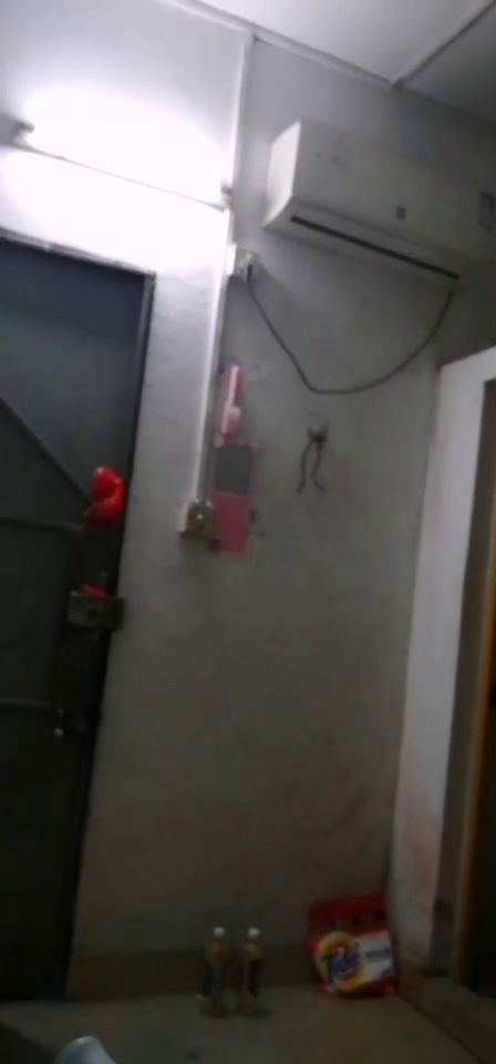 小工厂打工者的住宿环境 生存空间里的真实写照